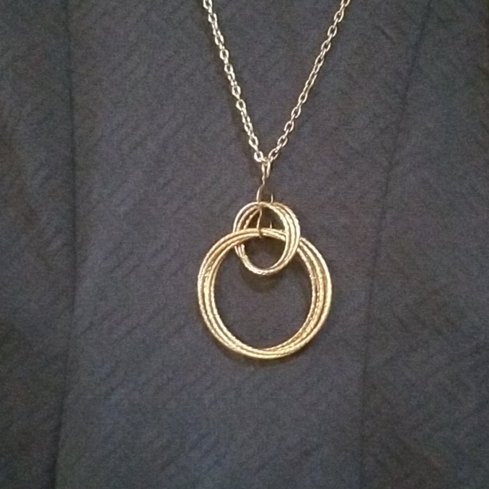 Top - Picture 2 of 6